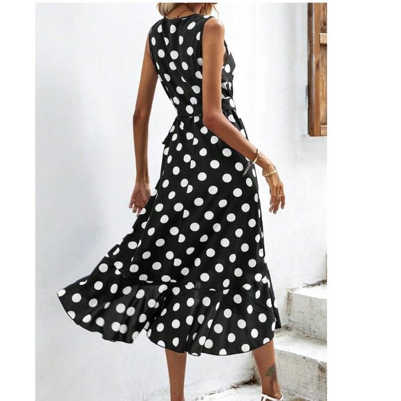 NEW!  Sizes 4. 6 or 8/10 Polka Dot Wrap Dress - Picture 2 of 3